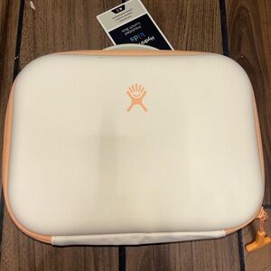 Hydro Flask Kids' Insulated Hard Sided Lunch Box - Cream: Zipper Closure,